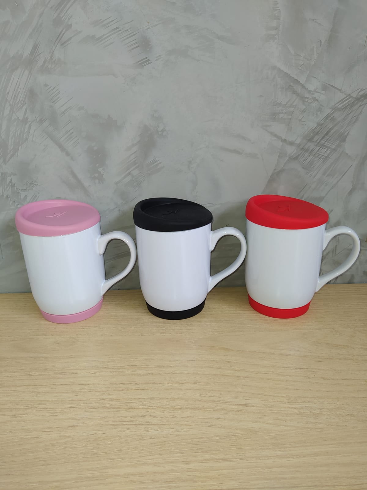 Caneca Tampa e Base Silicone 325ml