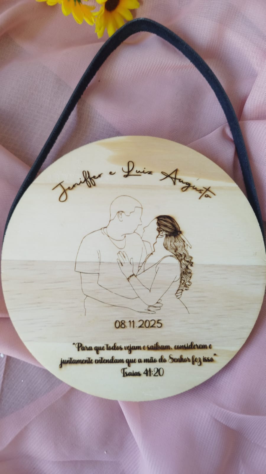Plca de Pinus em Madeira Personalizada 15cm diâmetro